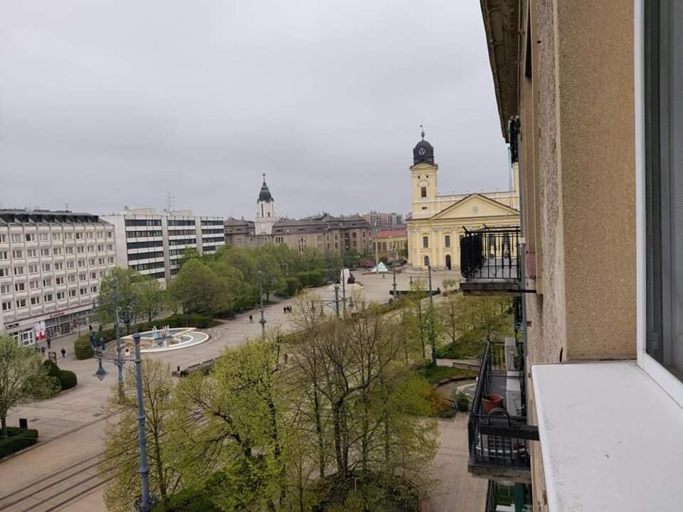 Alfoeldi Palace Apartman Debrecen Extérieur photo