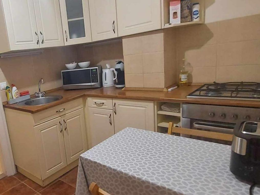 Alfoeldi Palace Apartman Debrecen Extérieur photo