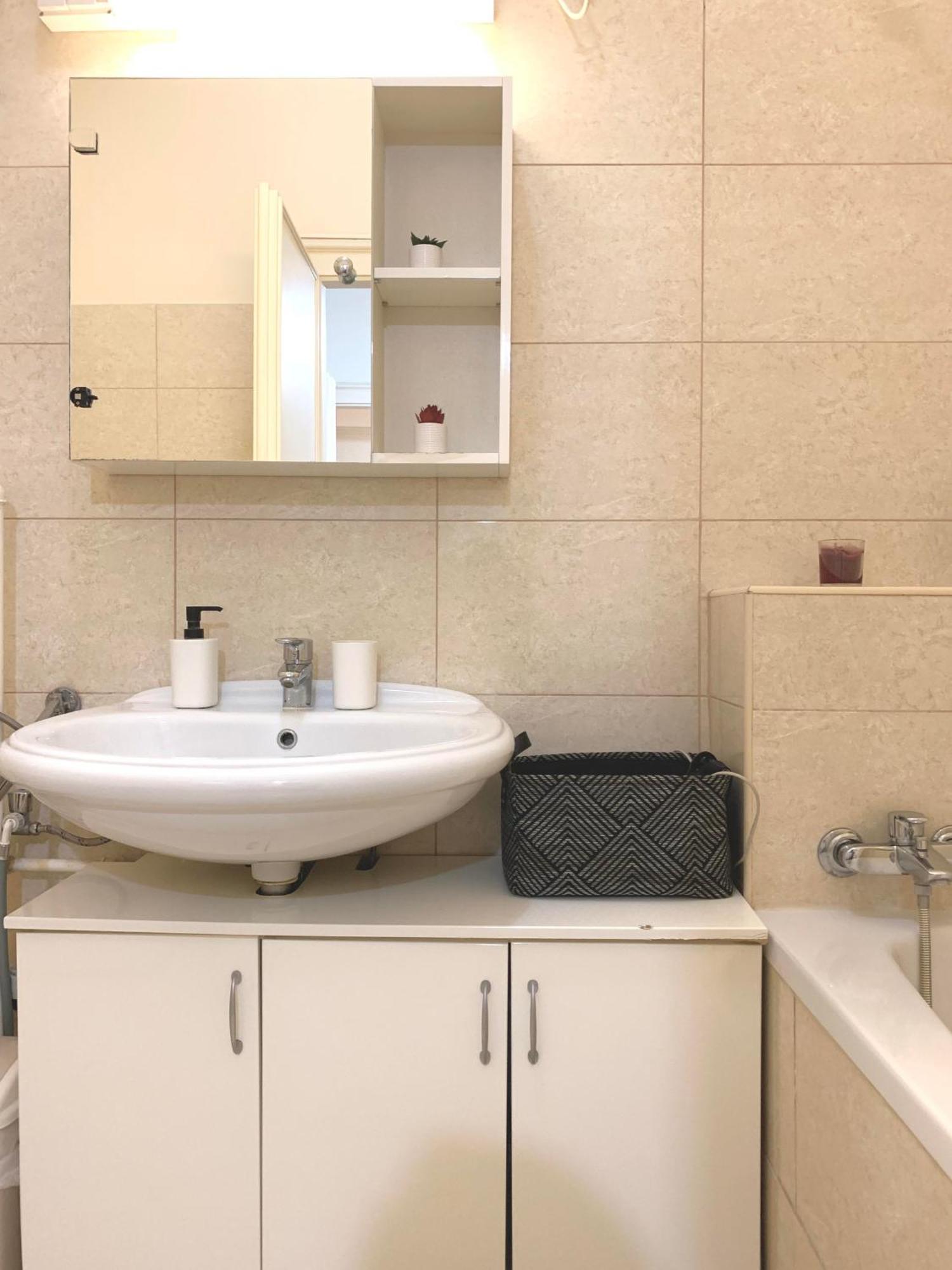 Alfoeldi Palace Apartman Debrecen Extérieur photo