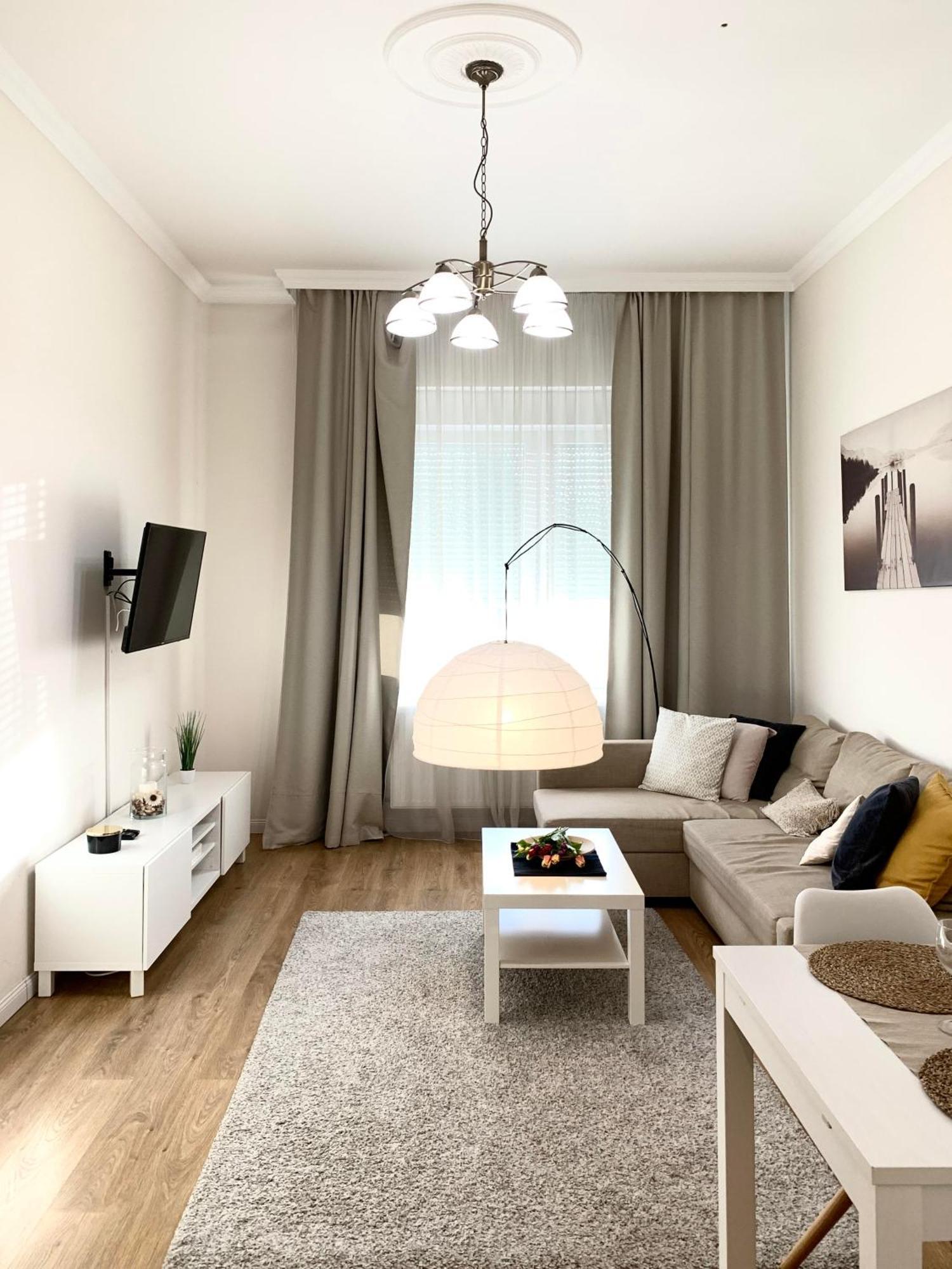 Alfoeldi Palace Apartman Debrecen Extérieur photo